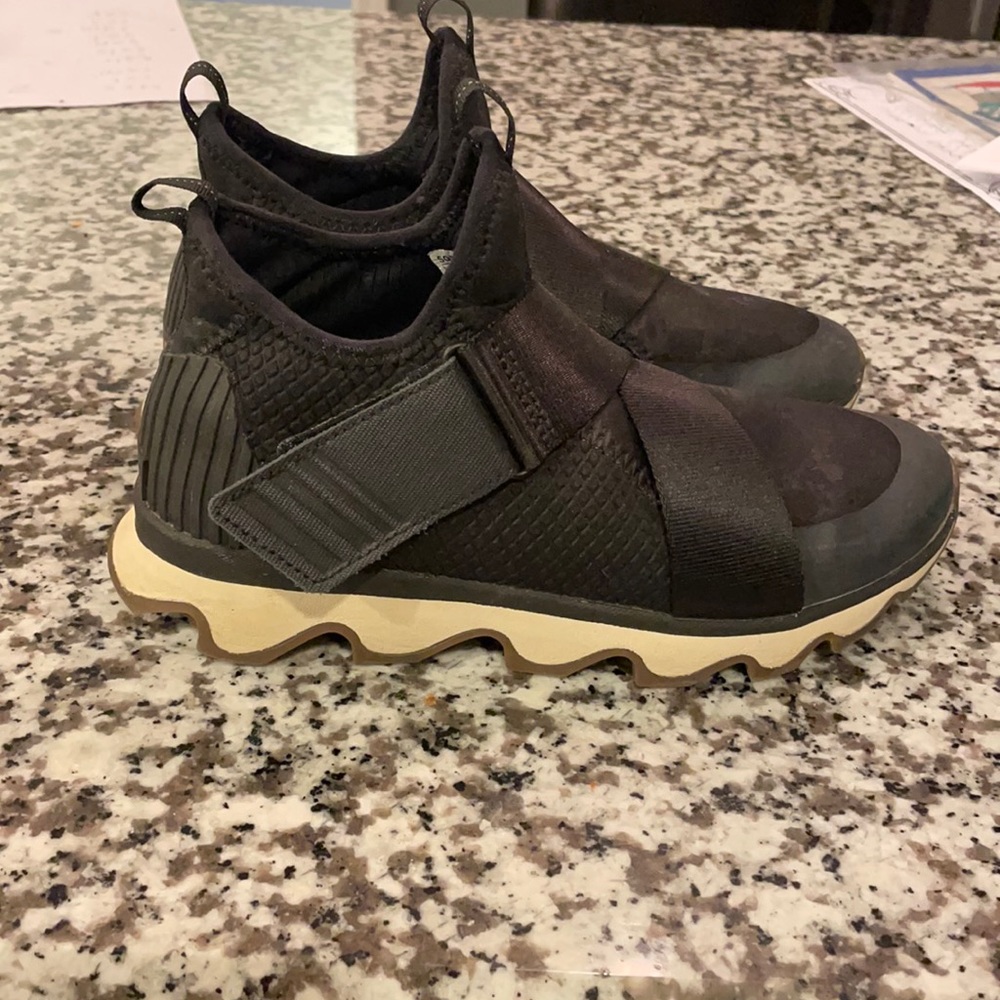 SOREL Kinetic Sneakers